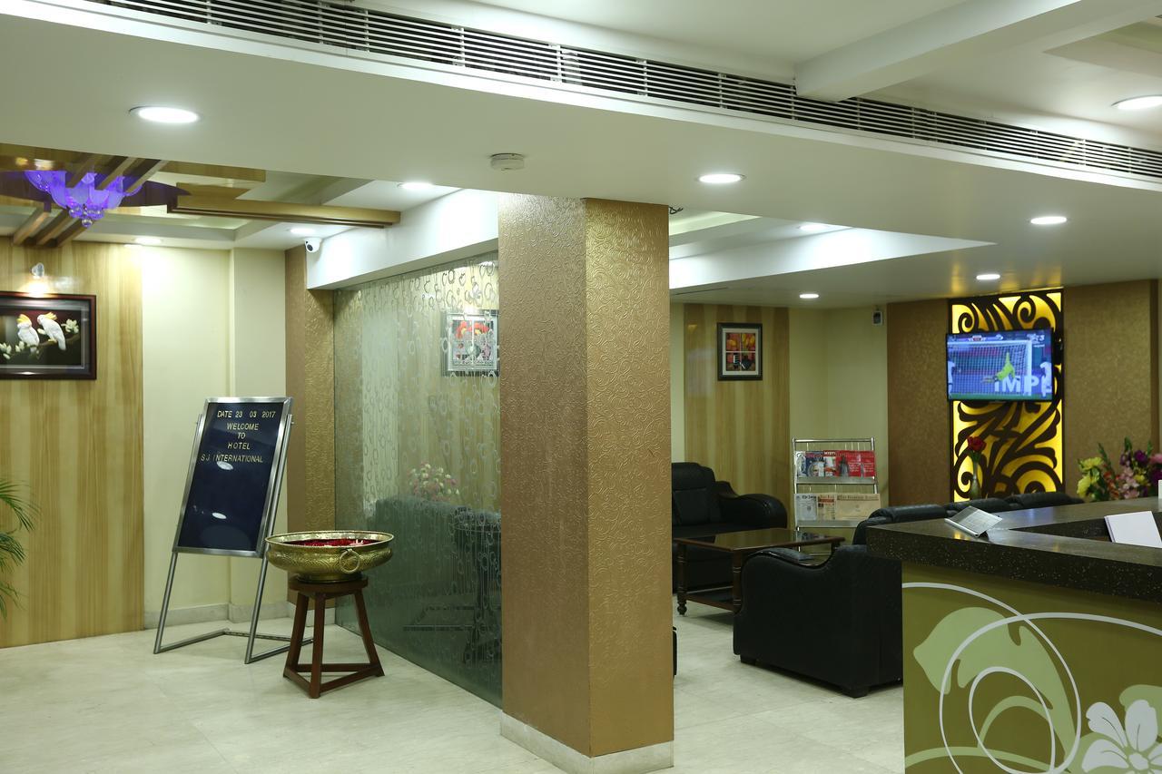Hotel SJ International Guwahati Esterno foto